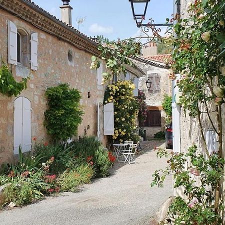 La Maison Des Cornieres Fources Bagian luar foto