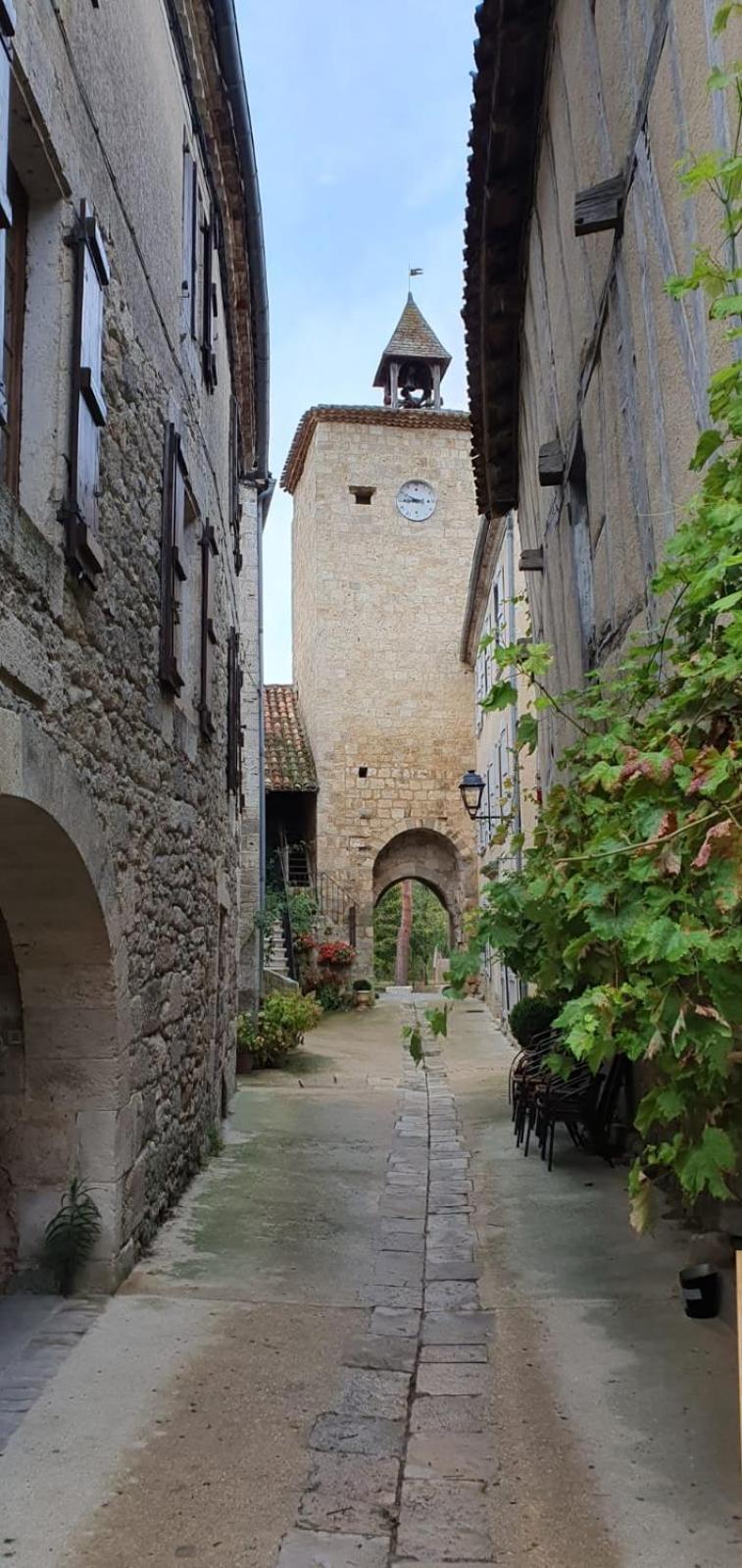 La Maison Des Cornieres Fources Bagian luar foto