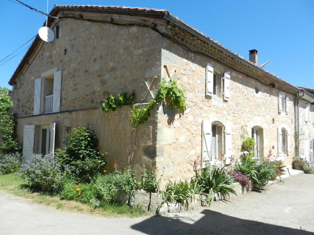 La Maison Des Cornieres Fources Bagian luar foto