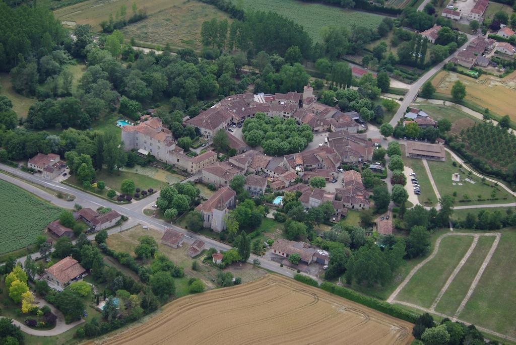La Maison Des Cornieres Fources Bagian luar foto